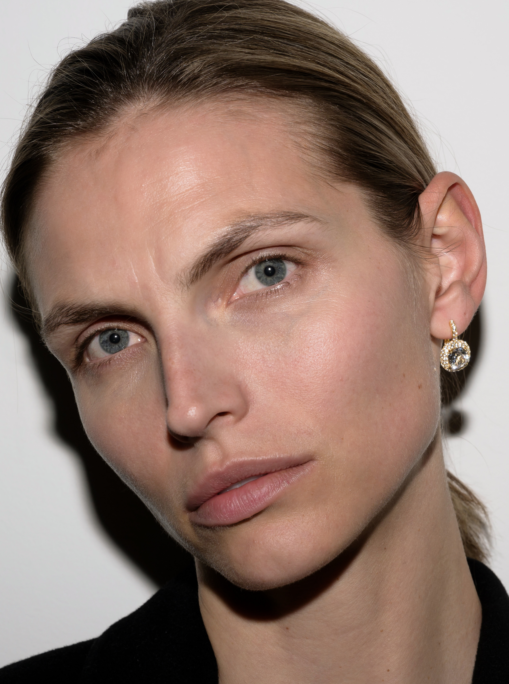 MOREAU EARRINGS IN LAB WHITE SAPPHIRE
