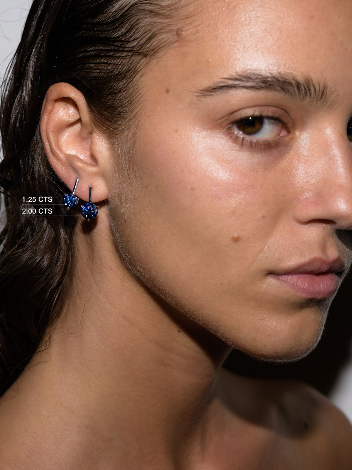 HENDRY BAR STUD EARRINGS IN SLATE BLUE MOISSANITE