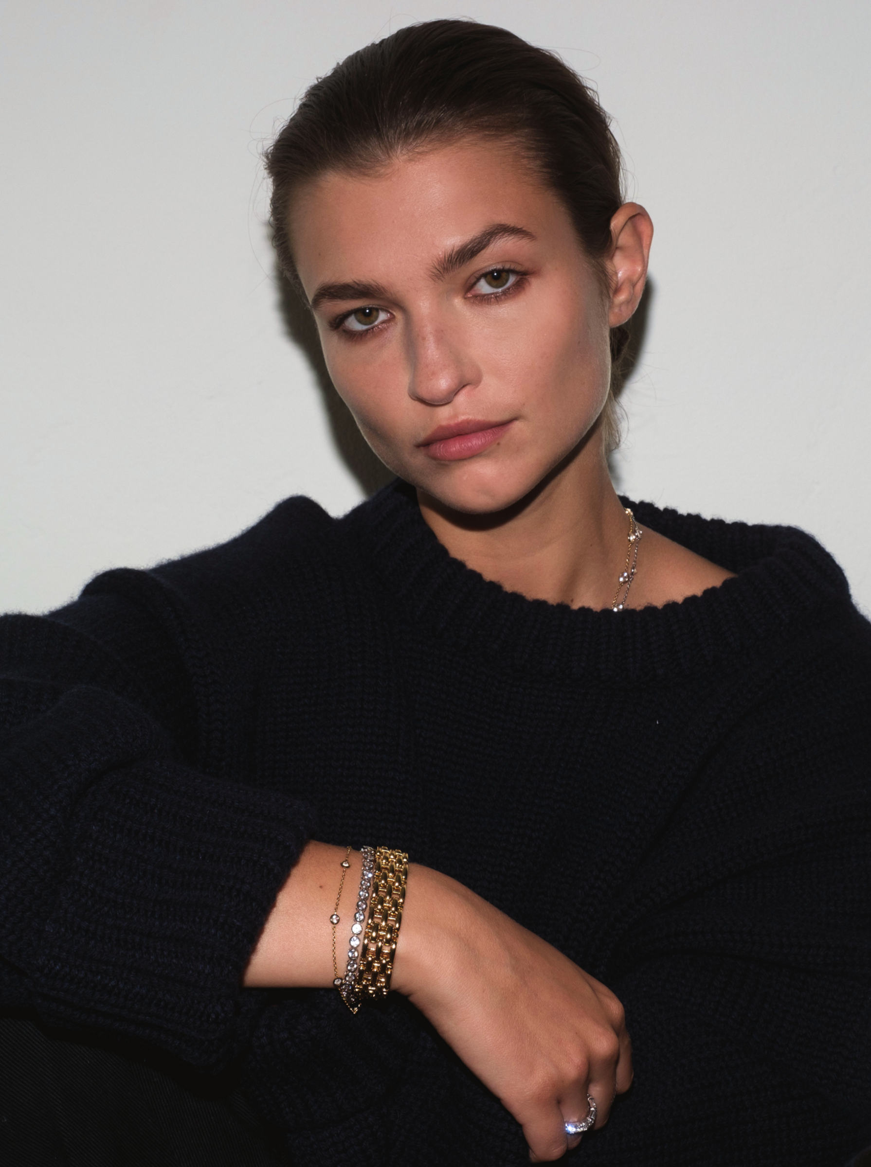 CLEMENCE, LAB WHITE SAPPHIRE 5 STONE STRAND BRACELET, GOLD