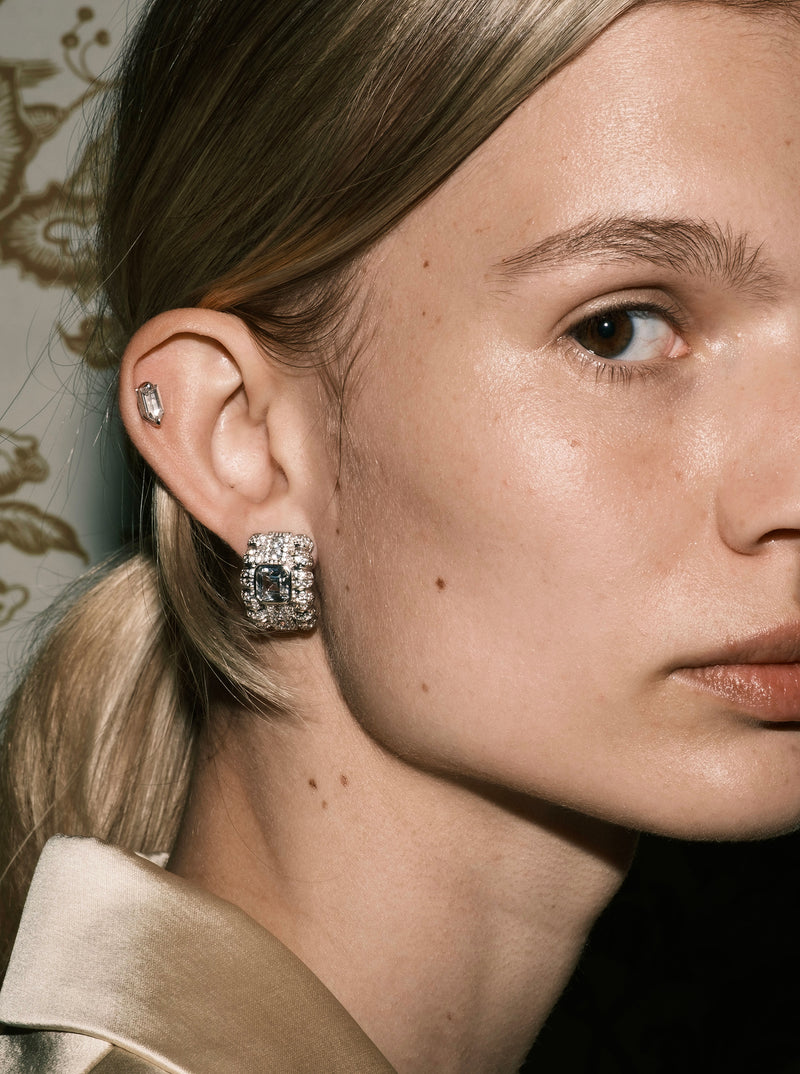 SHIELD LAB-GROWN WHITE SAPPHIRE STUD EARRING, SILVER