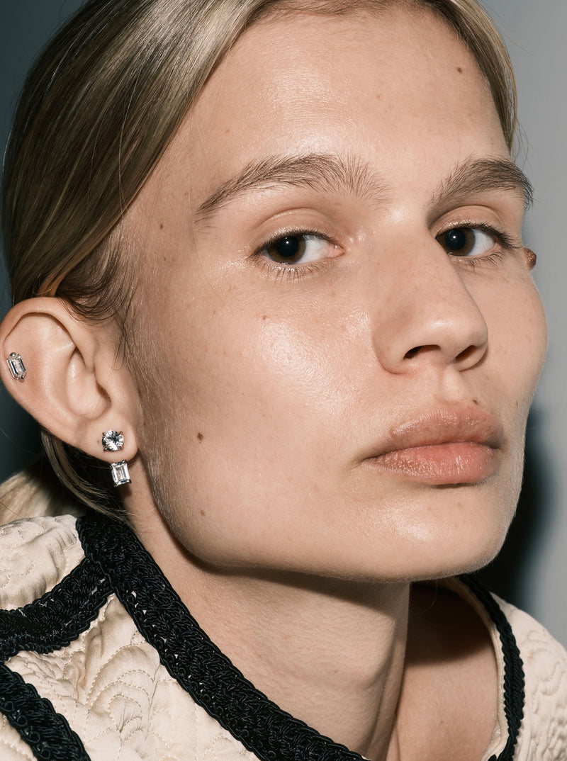 SHIELD LAB-GROWN WHITE SAPPHIRE STUD EARRING, SILVER