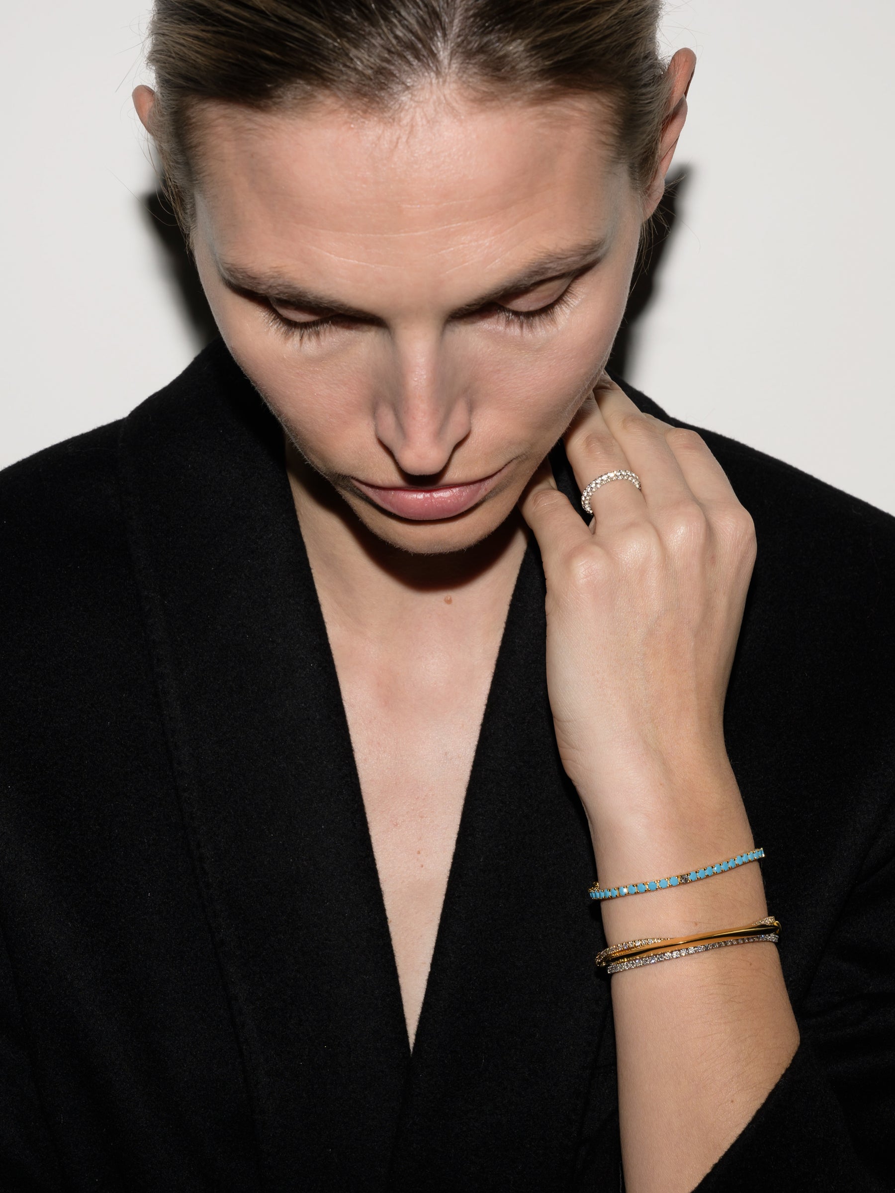 KATE ROUND CUT, 3MM NANO TURQUOISE AND LAB DIAMOND GOLD RIVIÈRE BRACELET