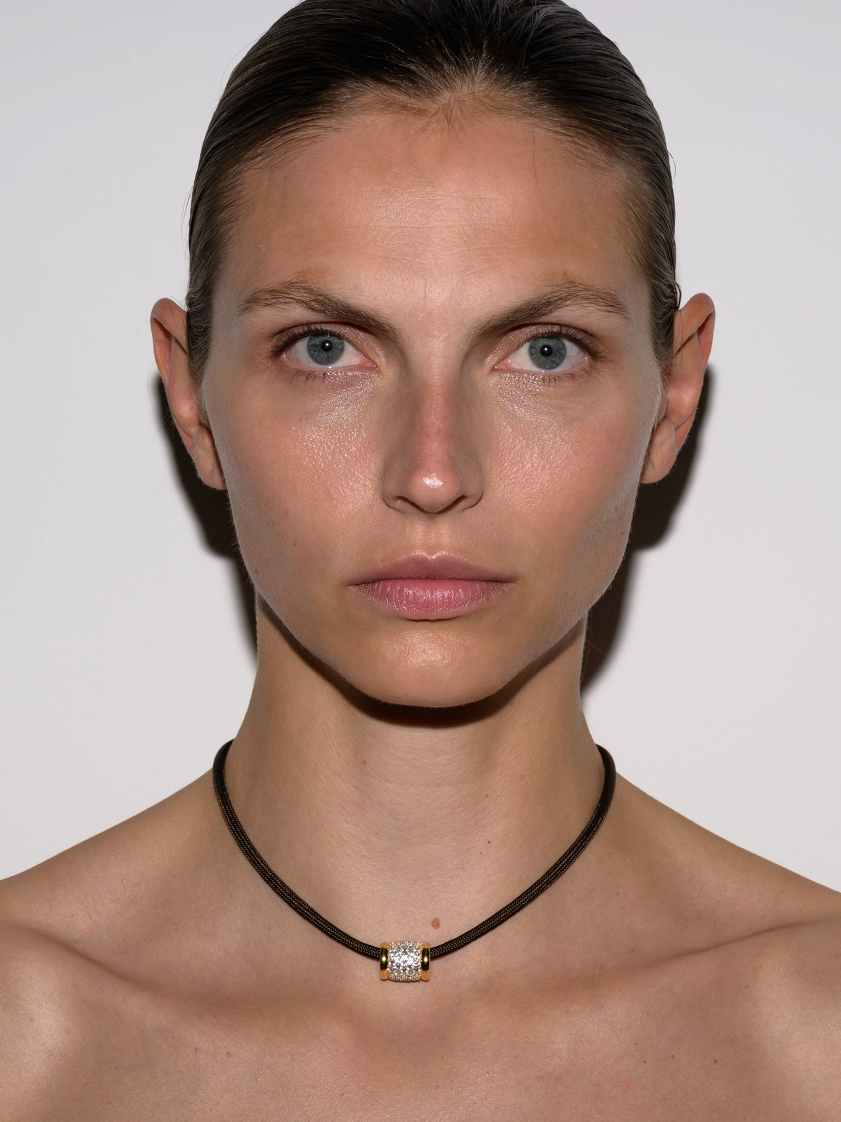 YVES LAB WHITE SAPPHIRE PARACORD NECKLACE, ESPRESSO