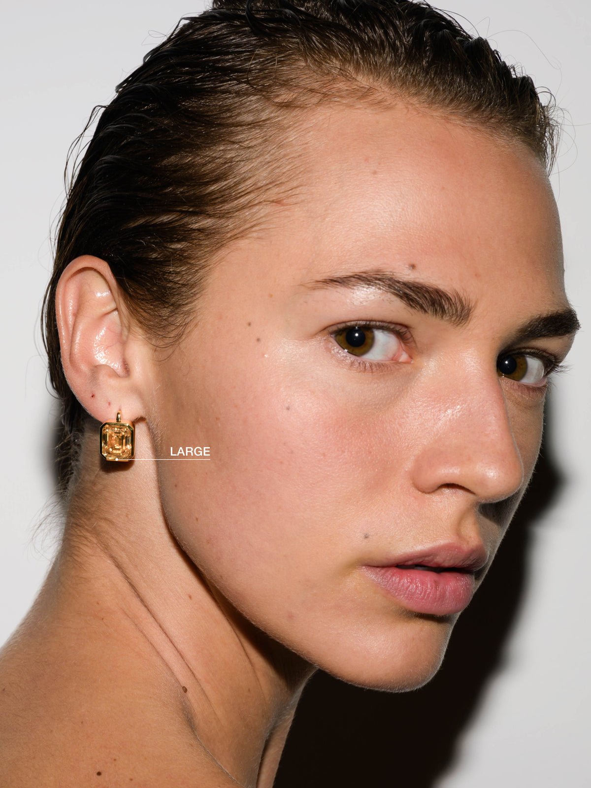 ODETTE EARRINGS IN HONEY MOISSANITE