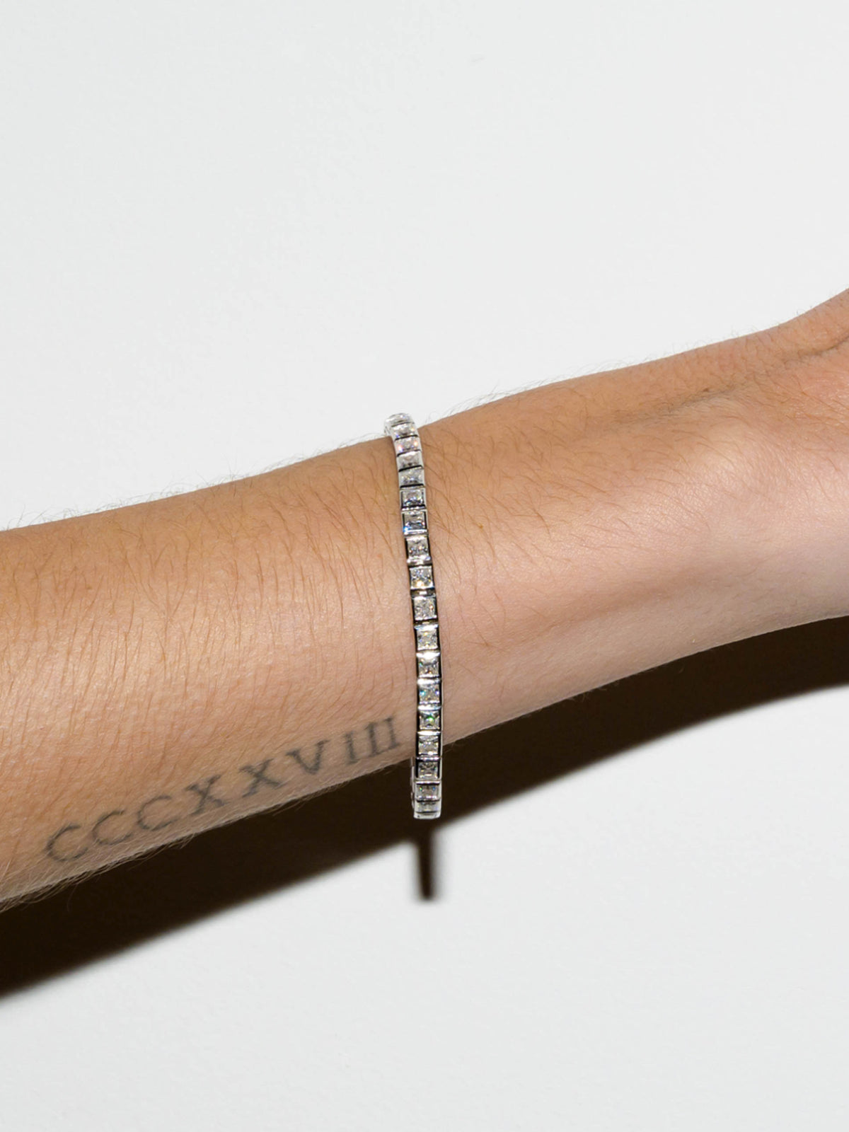 AXELLE BEZEL RIVIÈRE BRACELET IN MOISSANITE