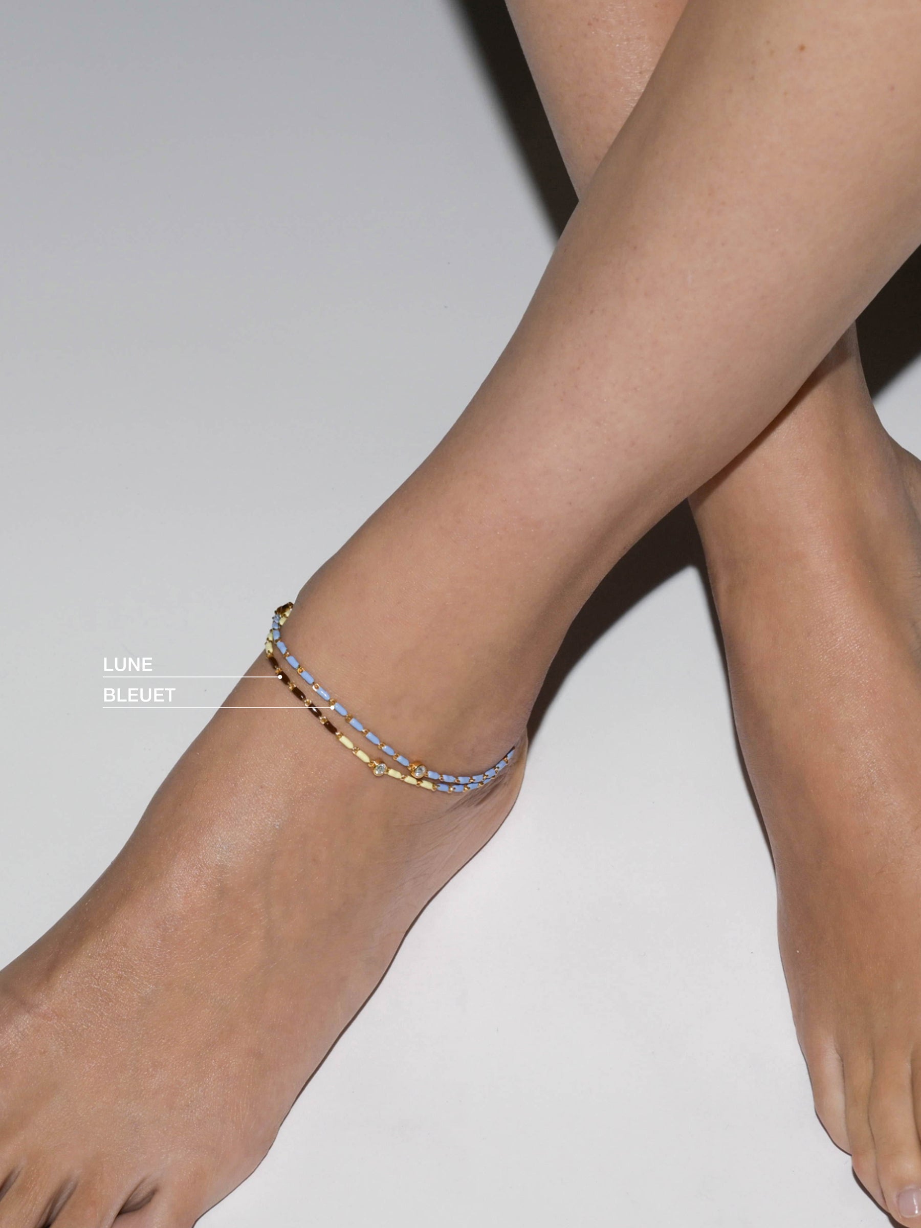 ENAMEL MOISSANITE ANKLET IN BLEUET, 18K GOLD VERMEIL