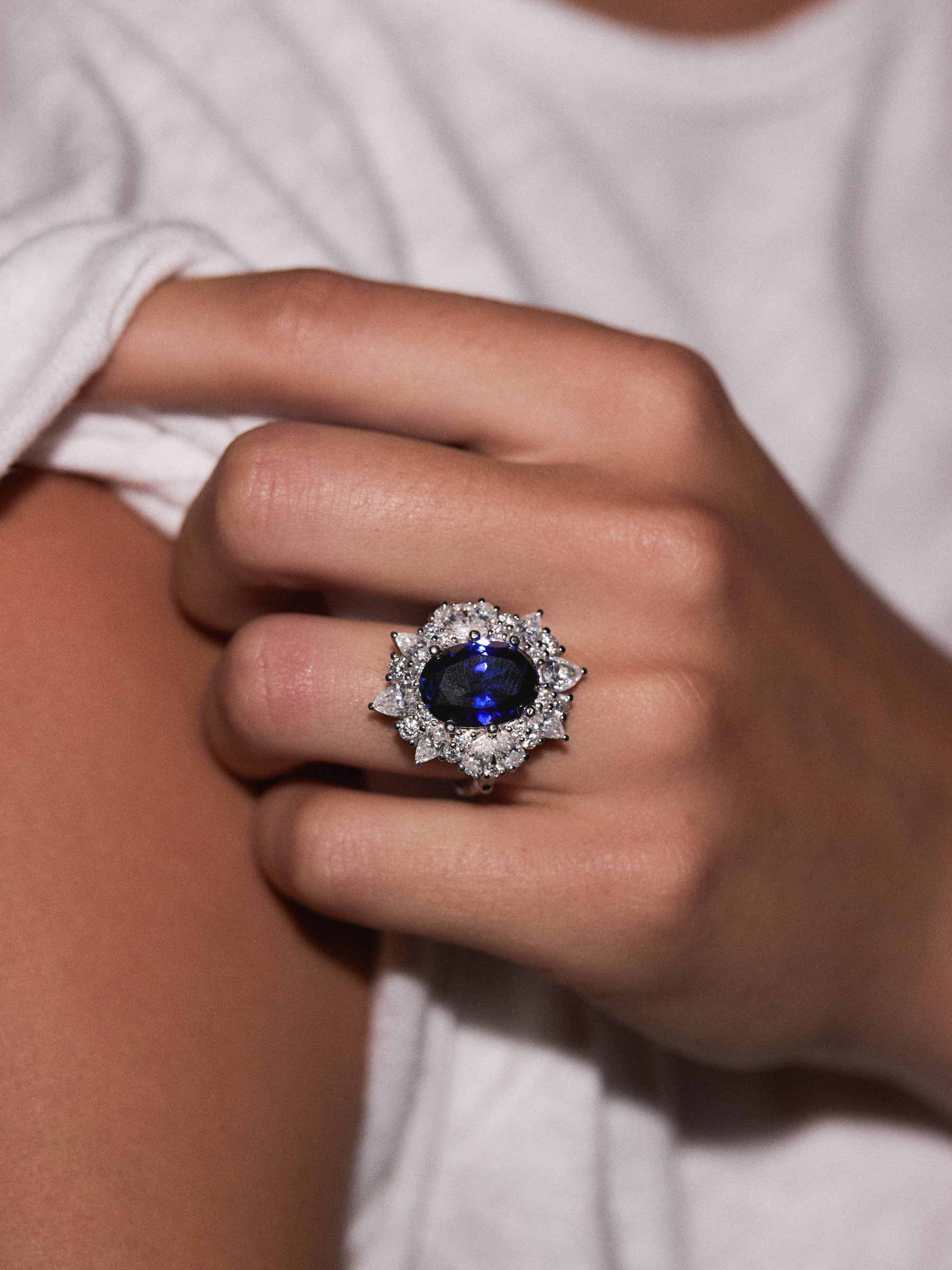 14K HOUGHTON RING IN LAB BLUE SAPPHIRE AND LAB DIAMOND, 14K WHITE GOLD