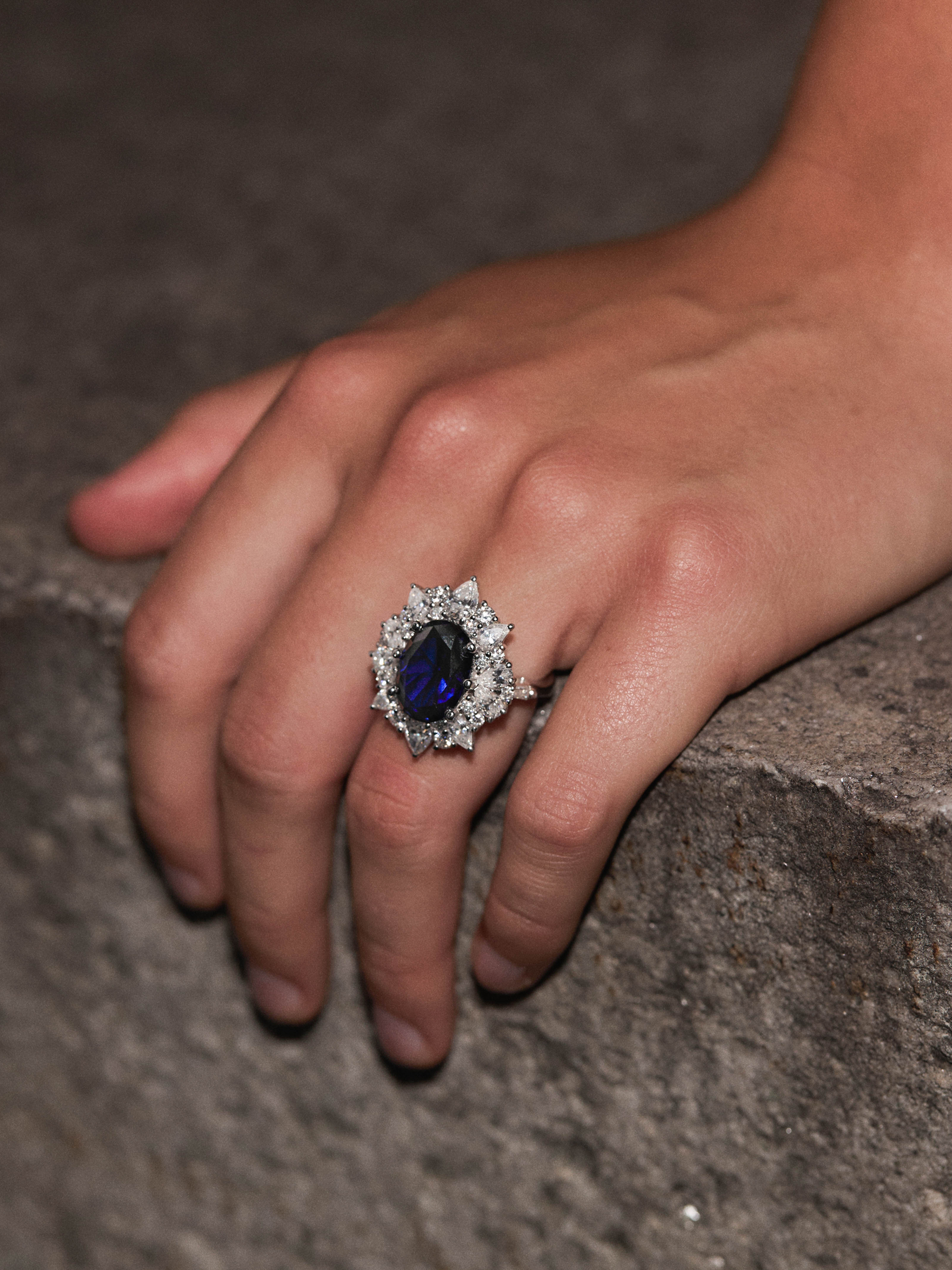 14K HOUGHTON RING IN LAB BLUE SAPPHIRE AND LAB DIAMOND, 14K WHITE GOLD