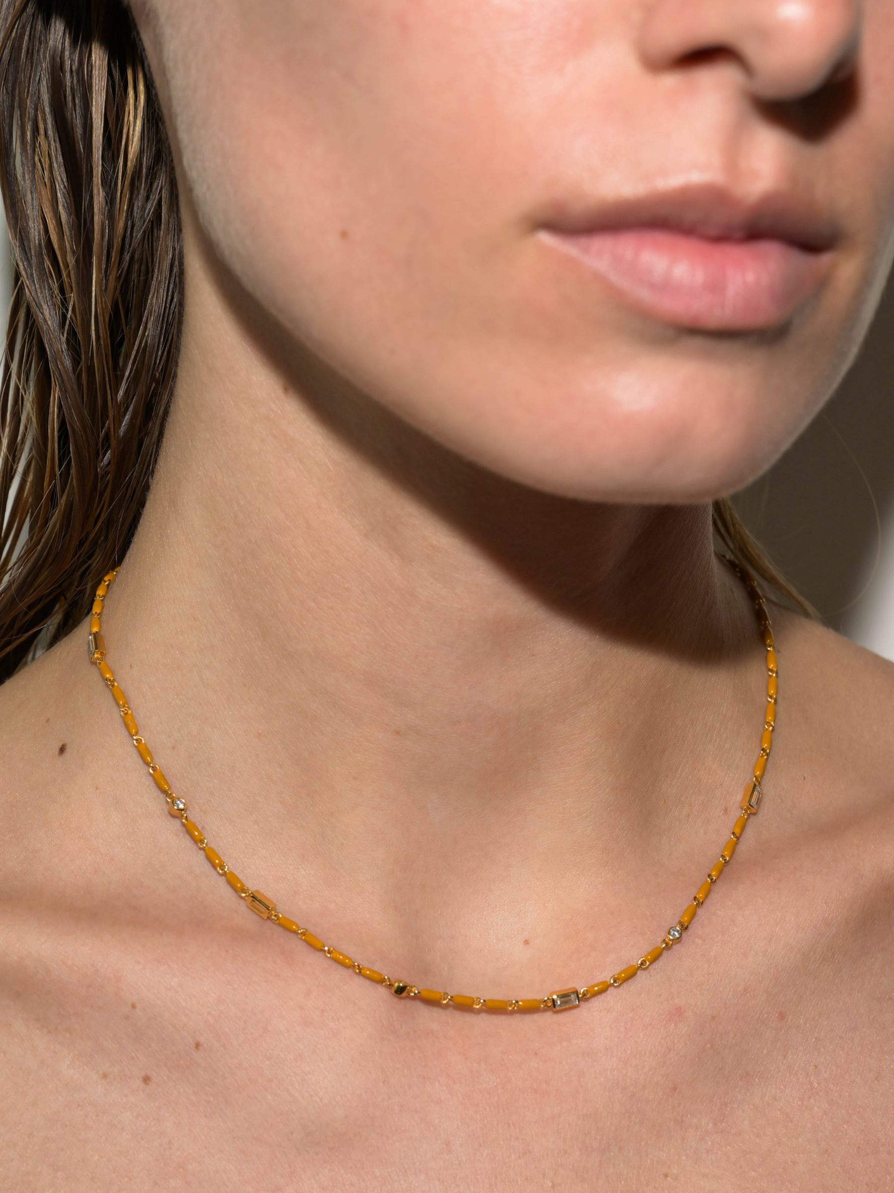 ENAMEL MOISSANITE NECKLACE IN MOUTARDE, 18K GOLD VERMEIL