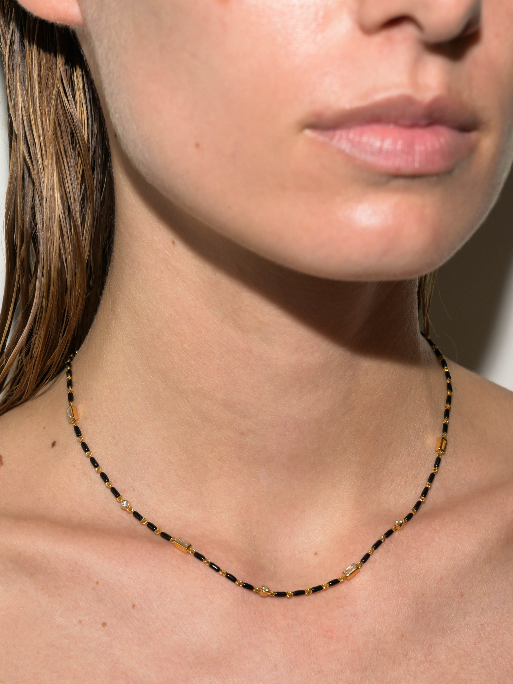 ENAMEL MOISSANITE NECKLACE IN NOIR, 18K GOLD VERMEIL