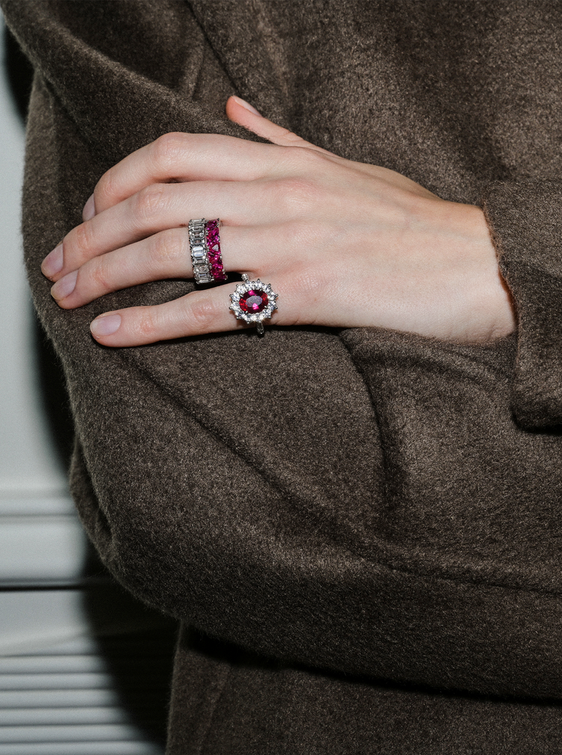 PETITE SPENCER, LAB-GROWN RED SAPPHIRE RING, GOLD