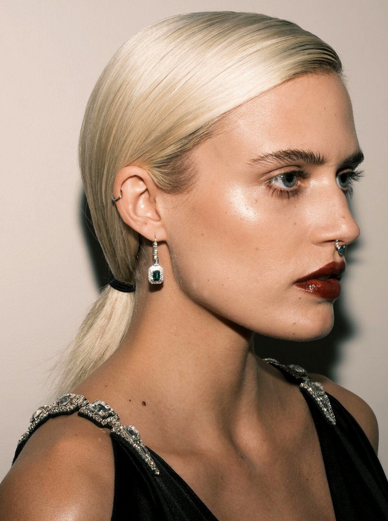 DORSEY PAVÉ AND EMERALD PEAR CENTER SEPTUM CUFF, SILVER